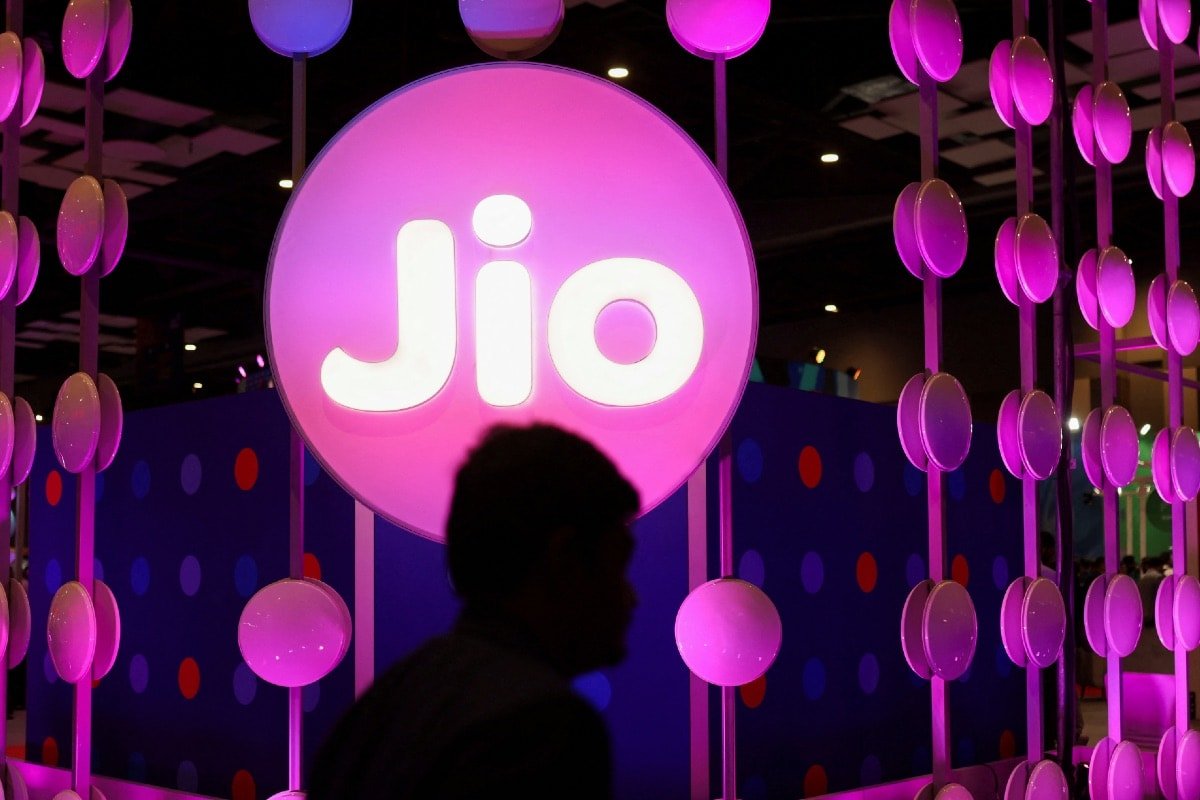 Reliance Jio Introduces Rs. 349 and Rs. 899 Prepaid Recharge Plans With 2.5GB Daily Data: All Details