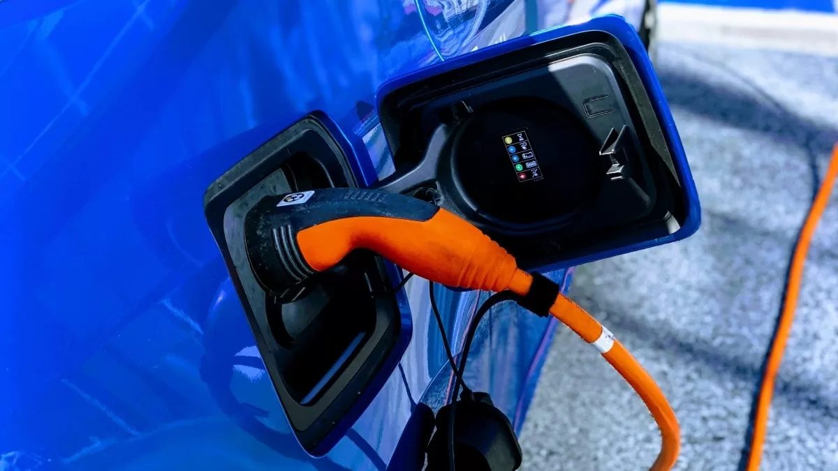 Auto Expo 2023: Tata Power to Set Up 25,000 EV Charging Points Across India Over Next Five Years