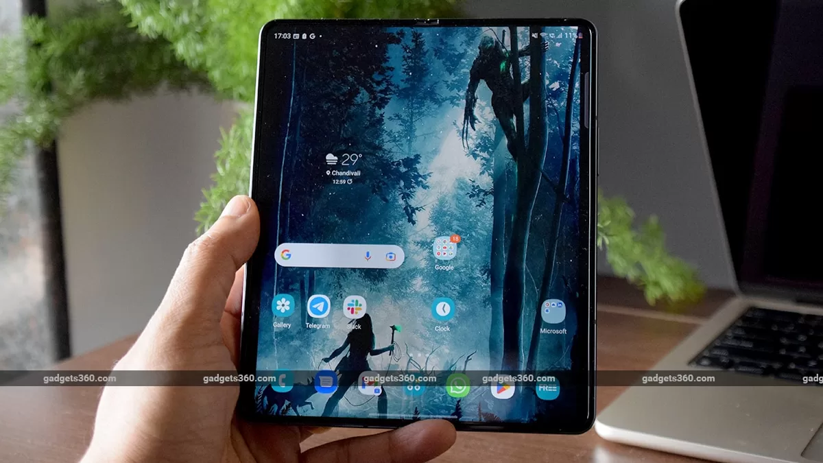 Global Foldable Smartphone Shipment Projected to Hit 18.5 Million Units in 2023: Report
