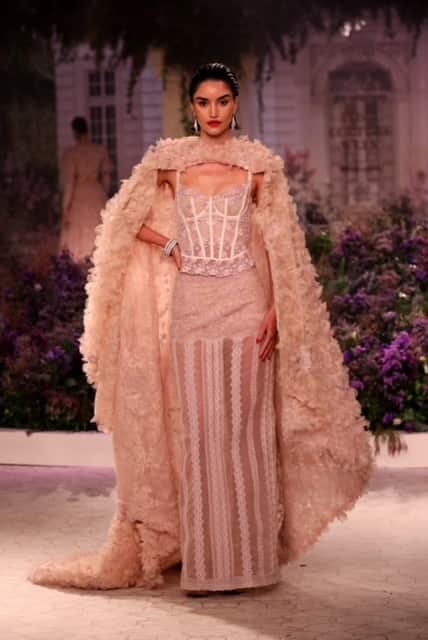 India Couture Week: Isha J’s Indian twist to Hollywood glamour